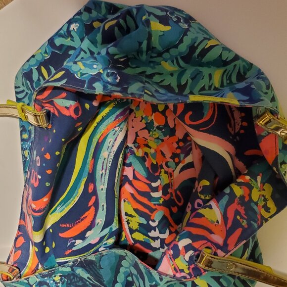 Lilly Pulitzer Reversible Beach Tote in Beach Loot & Midnight Cove - Picture 6 of 7